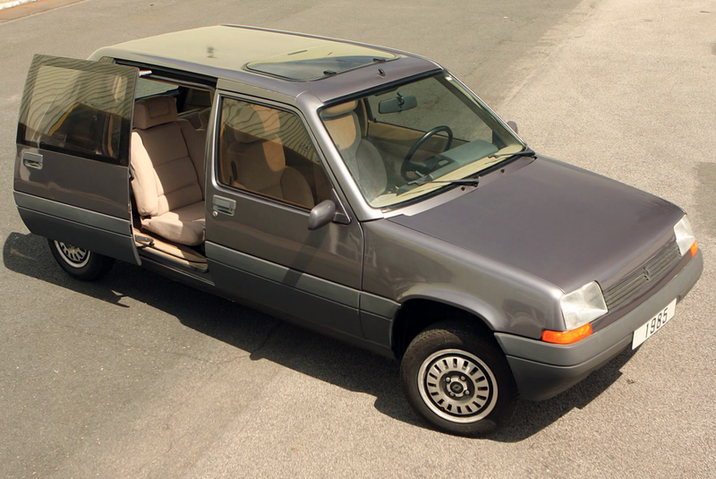 Illustration for article titled There Was Once A Renault Le Car Concept With Sliding Doors